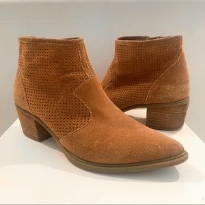 Steve Madden Western Booties